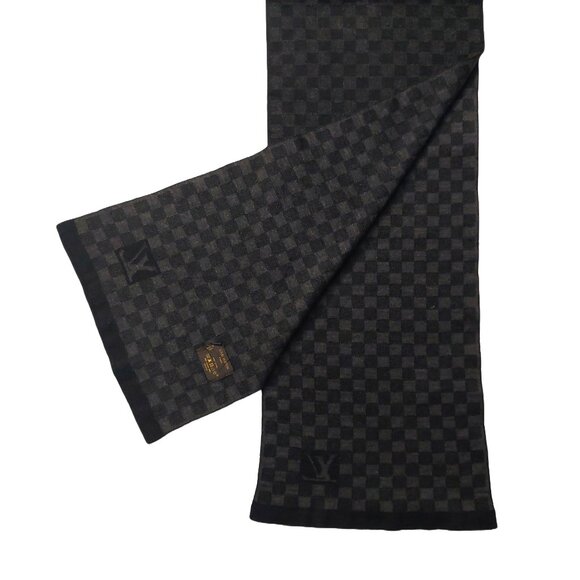 LOUIS VUITTON Black Charcoal Gray Reversible Damier Scarf Pre-Owned - Picture 3 of 11